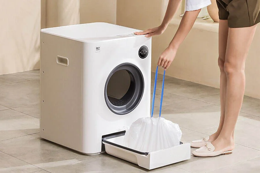 electric self cleaning litter box